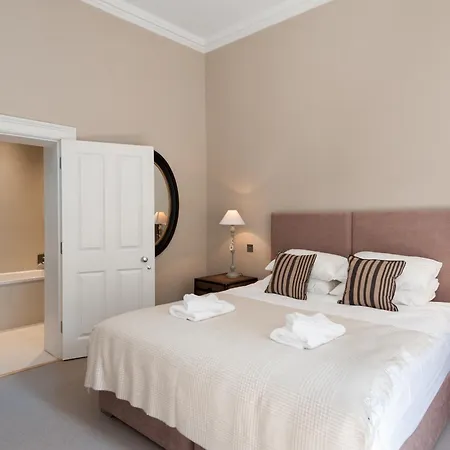 Destiny Scotland - Q-residence *