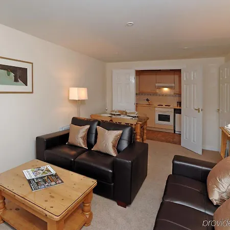 Fountain Court - Grove Lejlighedshotel