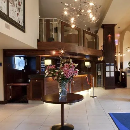 Szálloda Express Centre By Ihg