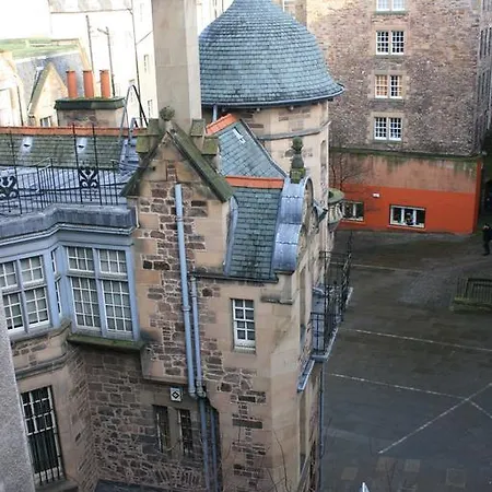 Royal Mile Balconies By The Castle 5*