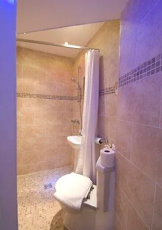 Castle Street 爱丁堡