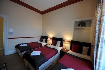 Апартаменты The Thistle House
