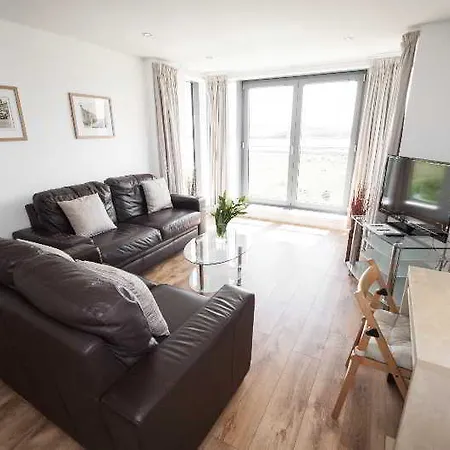 Ocean Serviced 爱丁堡