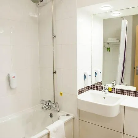 Premier Leith Waterfront 3*