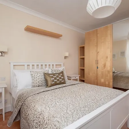 Canongate Apartment