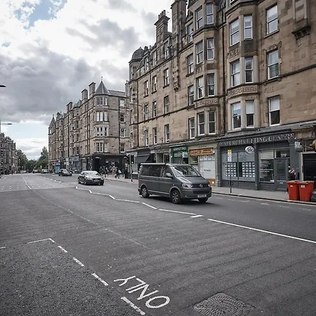 Bright Victorian Bruntsfield Edinburgh