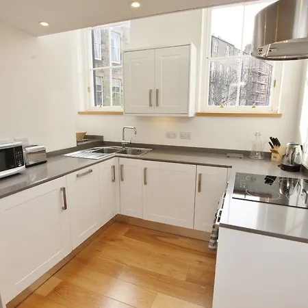 Апартаменты Destiny Scotland - Broughton St Lofts Эдинбург