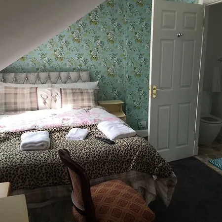 16 Pilrig Bed & Breakfast Edinburgh