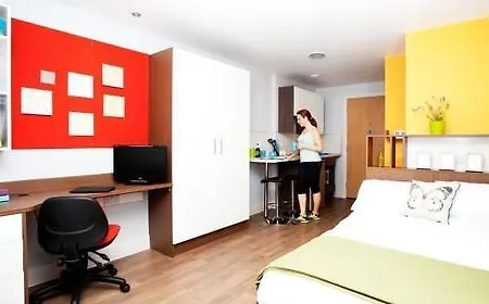 Unite Students - Sugarhouse Close - Royal Mile * Edinburgh