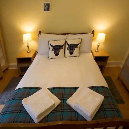 3 Bedroom Flat In South Centre Of Sleeps 6 Apartamento Edimburgo