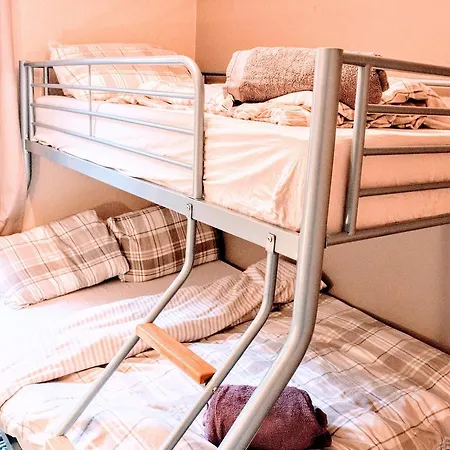 3 Bedroom Central House Sleeps 7 Διαμέρισμα Εδιμβούργο