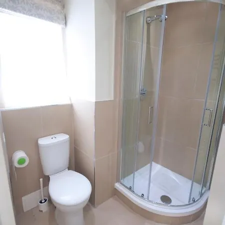 帕默斯顿套房酒店 4*