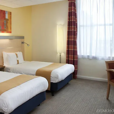 Express Centre By Ihg 3*