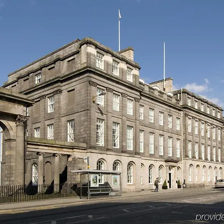 Apex Waterloo Place 4*