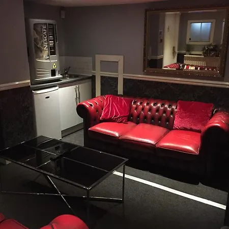 Bobby's Bunkhouse Albergue