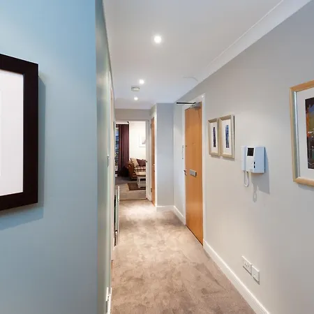 Apartament The Botanist Old Town 2 Bedroom Lift Parking