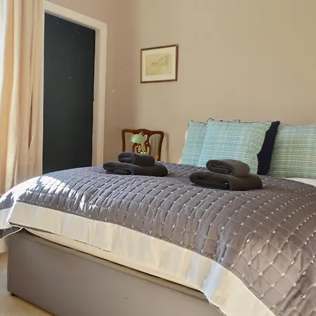 Apartamento 1 Bedroom Flat Near Princes St Sleeps 4 Edimburgo