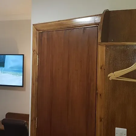 メイフェア ハウス ゲストハウス