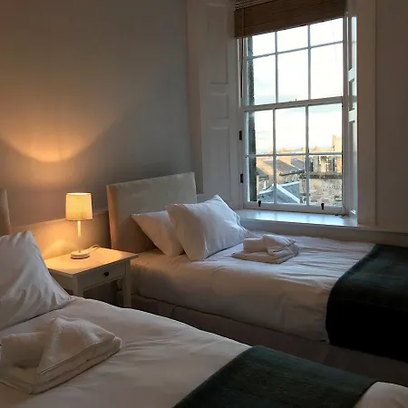 Apartment Georgian Flat In New Town Sleeps 6 *