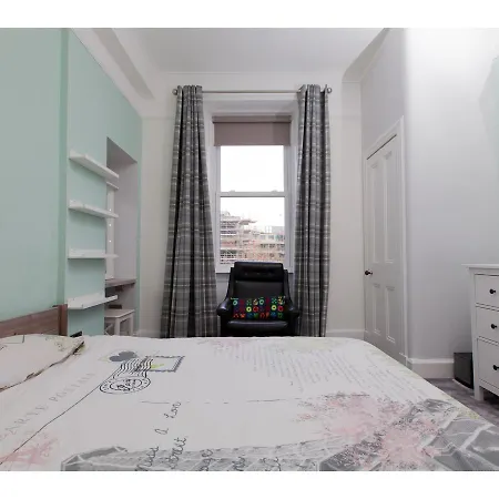 Stylish Victorian City Centretenemant For 4 Apartamento Edimburgo