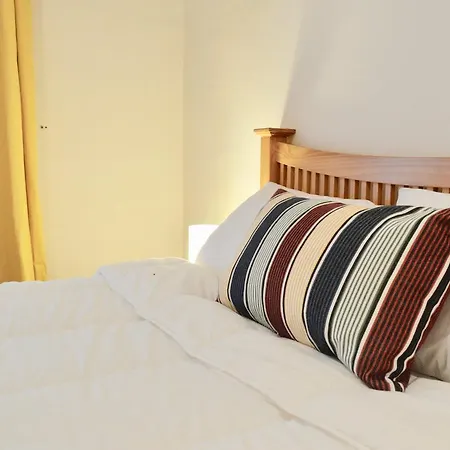 Bright And Spacious Leith Flat Sleeps 5 إدنبرة