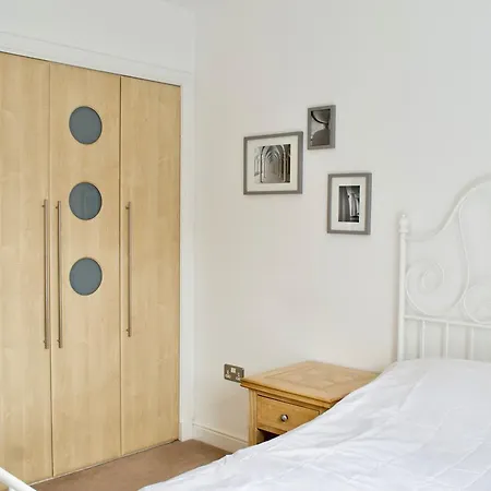 Appartement 3 Bedroom Flat With 2 Balconies *