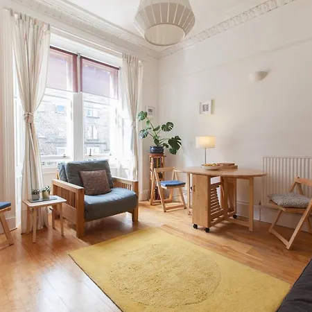 Apartment Homely Walking Distance To Royal Mile *