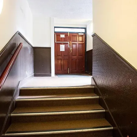 Stylish Central Near Royal Mile Apartment