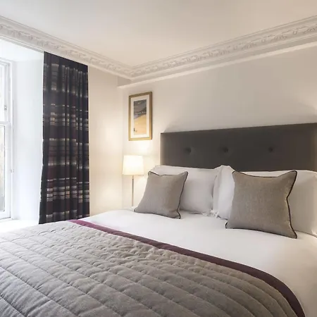 公寓式酒店 Fountain Court - Royal Garden 4*