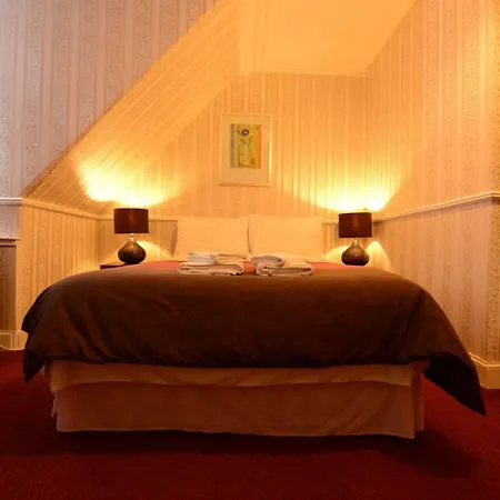 Апартаменты The Thistle House *