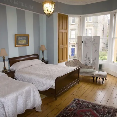 Gæstehus Cluaran House 4*