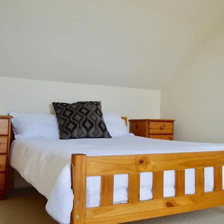 5 Bedroom Flat In City Centre *
