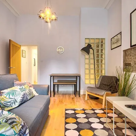 Ultra Stylish 2bd Apt In City Centre 公寓 *