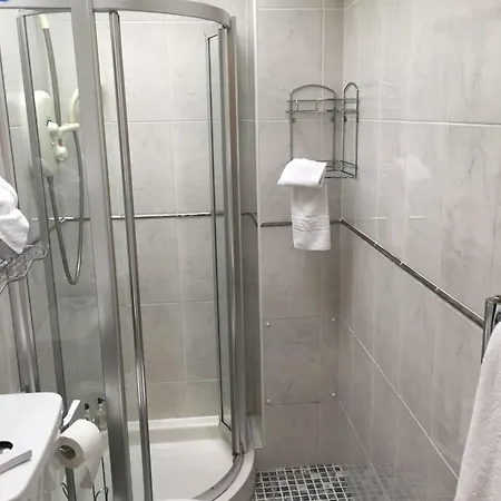 Гостевой дом Allison House 16 4*