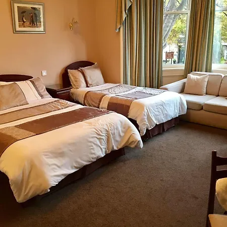 Allison House 16 Гостевой дом 4*