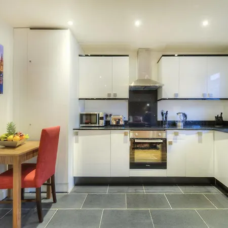 Apart Otel Holyrood Edinburgh
