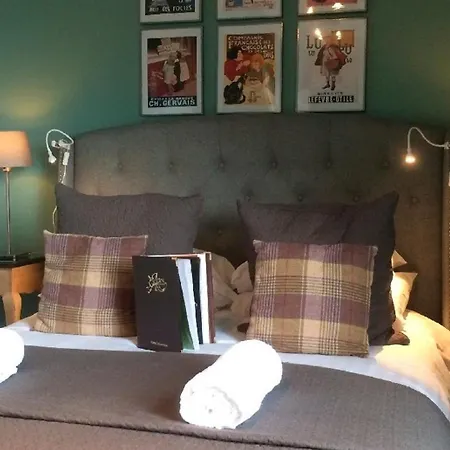 Albyn Townhouse