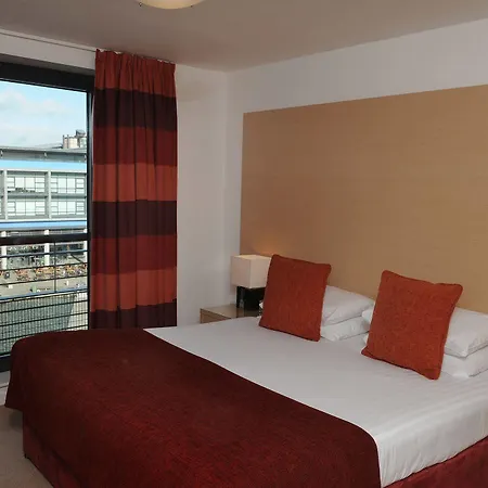 Fountain Court - Eq2 Edinburgh