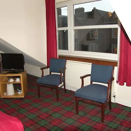 Ivy- Braveheart 3* Edinburgh