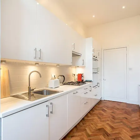 Altido Castle Terrace 3 Bedroom - Old Town * إدنبرة