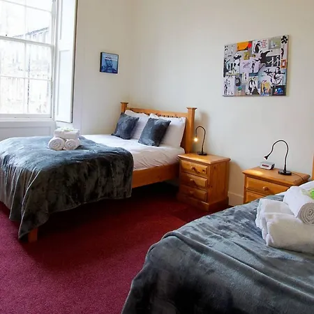 Altido Castle Terrace 3 Bedroom - Old Town إدنبرة