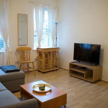 Bright 1 Bedroom Flat Elles Grassmarket Castle View * Edinburgh