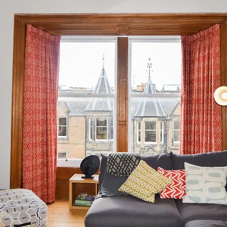 2 Bedroom In With Views