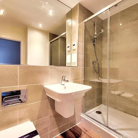 Modern City View Apt By Guestready Appartement