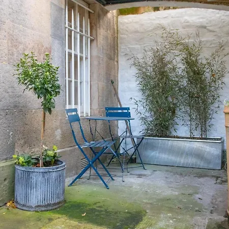 2 Bedroom In Stockbridge * Edinburgh