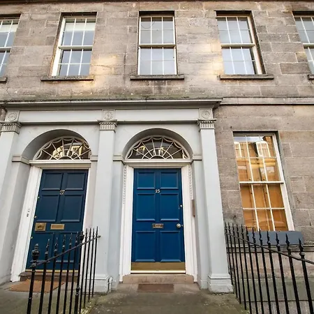 Forth Street By Guestready