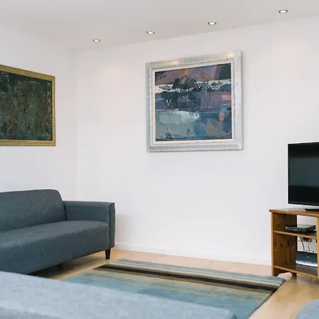 City Centre 2bed With Free Parking & Elevator