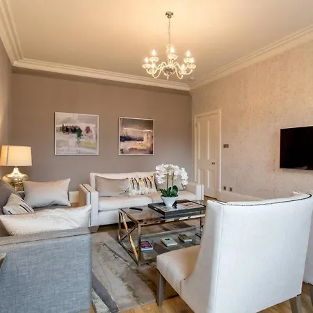 Appartement Penthouse With Elevator & Parking *