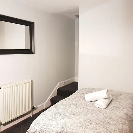 The Cumberland Townhouse شقة *
