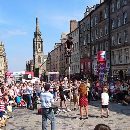 Violet Bank West End. Edimburgo